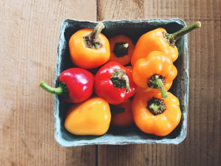 Baby peppers Feed me dearly